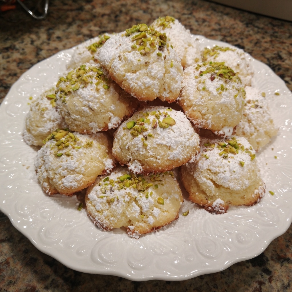 Macadamia Pistachio Pudding Cookies Recipe